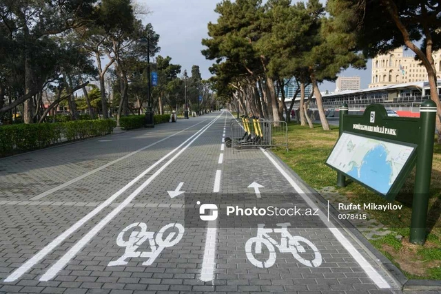 Bakı bulvarında salınan velosiped zolağı narazılıq yaratdı - AÇIQLAMA + FOTO